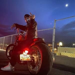 Meet your Posher, Dillon